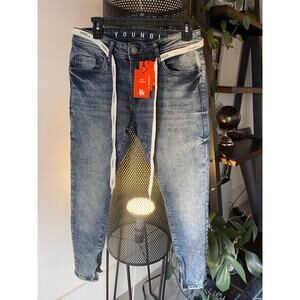 YoungLA Men’s fitted Jeans 30x28 New with tags